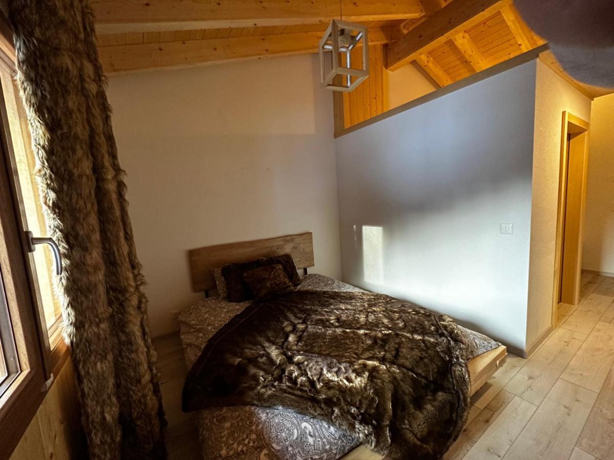 Saxon Chambres D'Hotes Les Louettes A Sapinhaut Canton Du Valais المظهر الخارجي الصورة